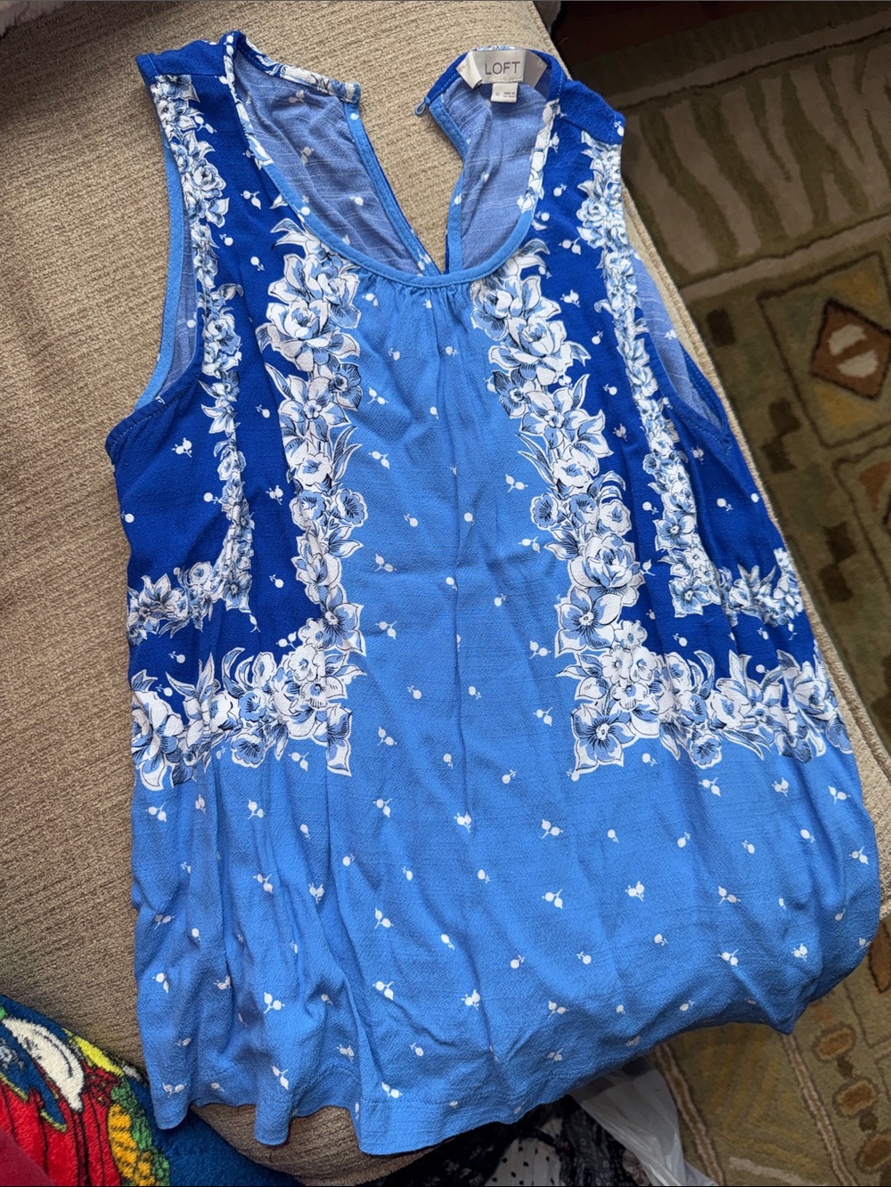 LOFT Blue and White Floral Scoop Neck Sleeveless Top